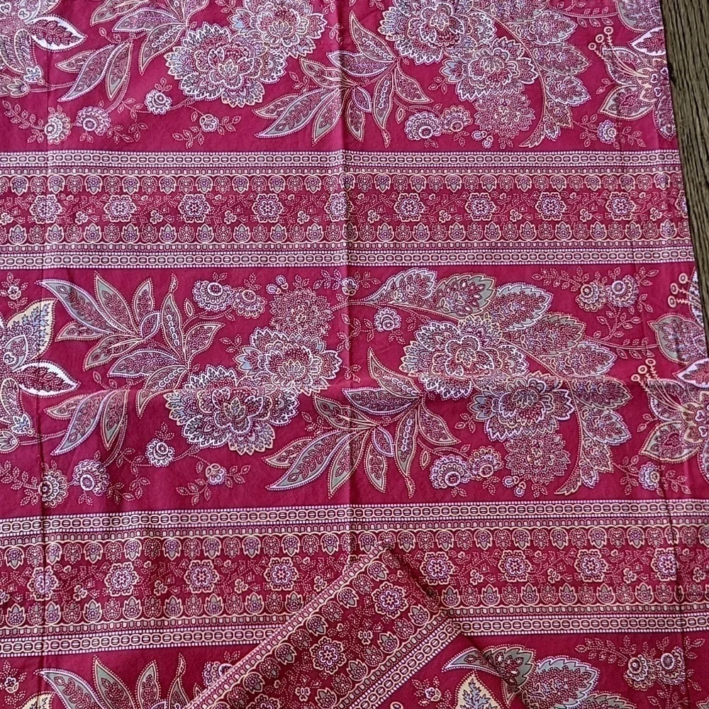Pottery Barn Organic Cotton Made in Portugal Red Paisley 2 Pillowcases 29